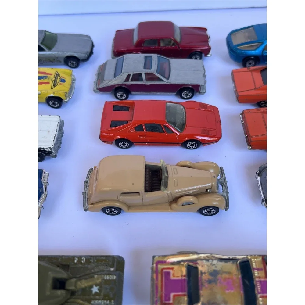 VTG Hot Wheels Super Rally Case 14 Cars Mixed Set Blackwalls Hot Wheels Matchbox